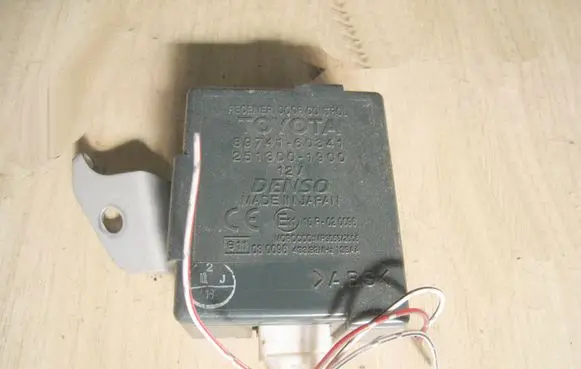 Toyota Land Cruiser (J120) Door control unit/module 8974160341