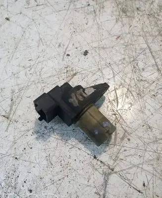 Mercedes-Benz C W203 Camshaft position sensor A0031539728 370404