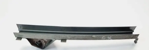 Renault Zoe Rear door windshield rail 822173240R