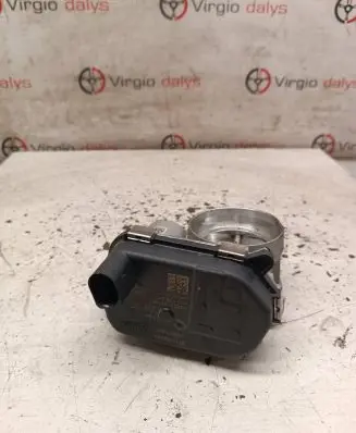 Volkswagen Golf VIII Engine shut-off valve 04E133062T 300108259 V29073596