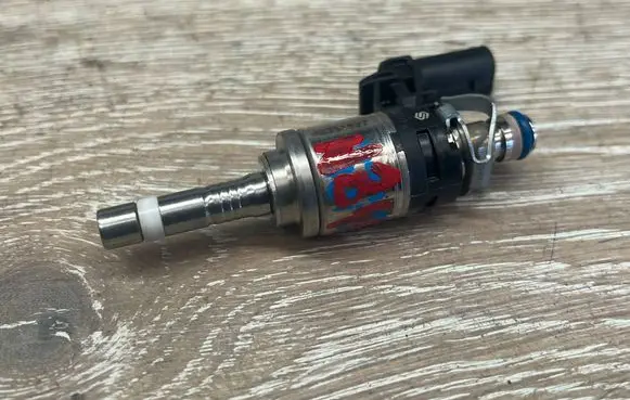 Jeep Compass Fuel injector 46351927
