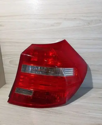 BMW 1 E81 E87 Rear/tail lights 7164356
