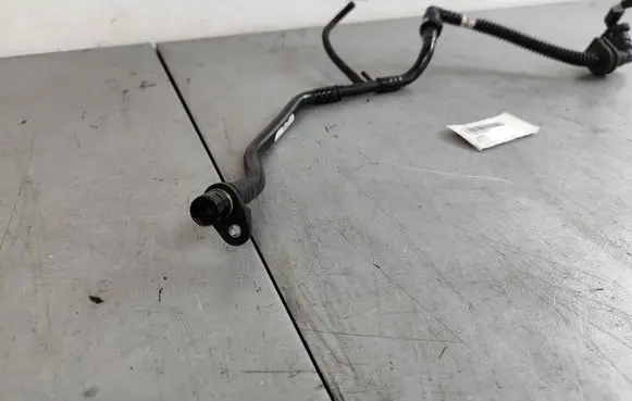 BMW 3 GT F34 Vacuum line/pipe/hose 11667602057 7602057