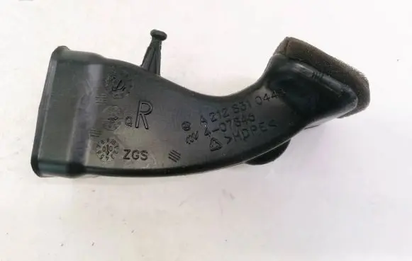 Mercedes-Benz E W212 Air intake hose/pipe A2128310445 407846