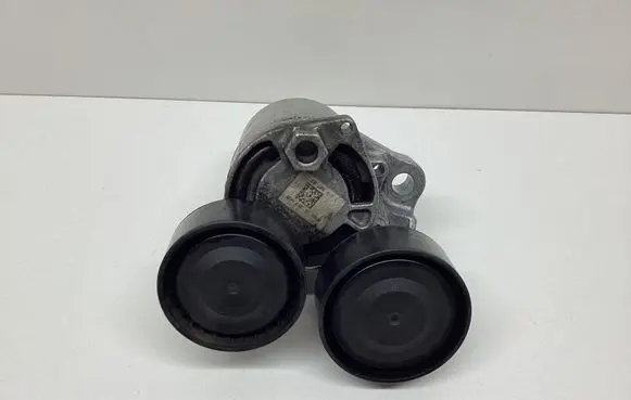 BMW 6 F06 Gran coupe Alternator belt tensioner 7810807