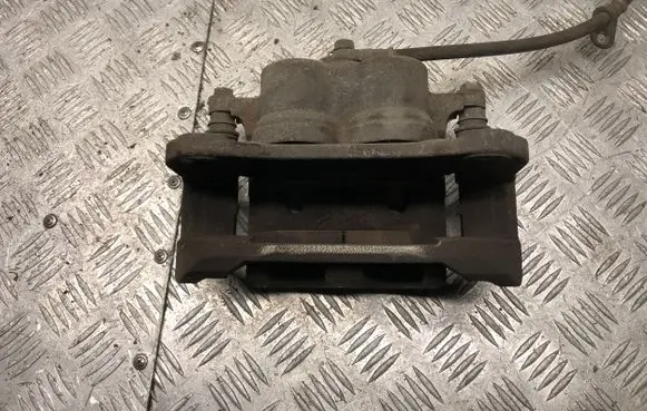 Lexus RX 450H Front brake caliper