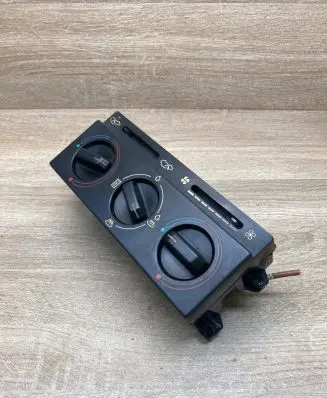 Peugeot 605 Climate control unit 828119Z