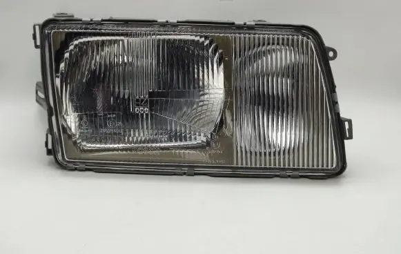 Mercedes-Benz S W126 Headlight/headlamp A1268209061 0301065310