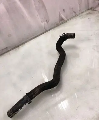 Skoda Karoq Engine coolant pipe/hose