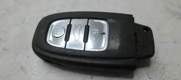 Audi A8 S8 D4 4H Ignition key/card 810959754D