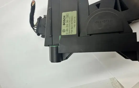Alfa Romeo 147 Accelerator throttle pedal 0281002380