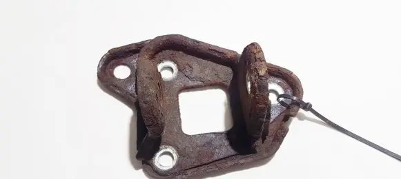 Alfa Romeo 166 Bracket in trunk/boot 