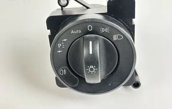 Light switch