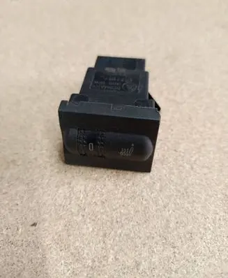 Skoda Fabia Mk1 (6Y) Seat heating switch 6Y0953564A