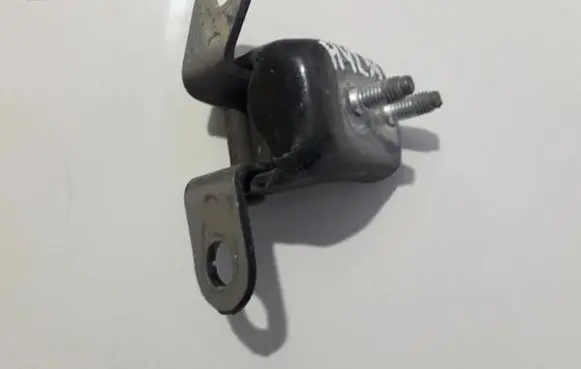 Toyota RAV 4 (XA20) Tailgate/trunk/boot hinge