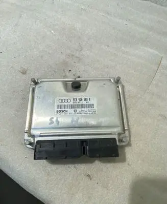 Audi A4 S4 B6 8E 8H Engine control unit/module 8E0910560R 1039S05250 0261208666