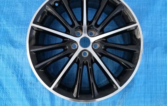 Jaguar XE R19 alloy rim GX731007HA