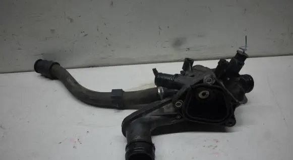 Citroen C3 Picasso Thermostat/thermostat housing 