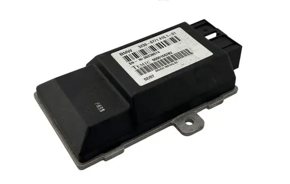 BMW 7 E65 E66 Steering rack control module 6771415 00001682B2 00238674
