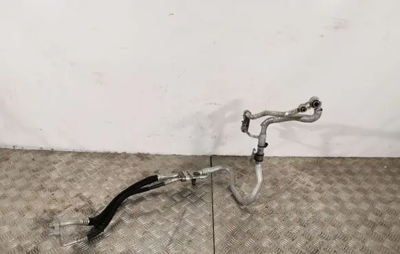 Jeep Cherokee Air conditioning (A/C) pipe/hose 68103257AC