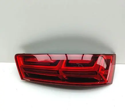 Audi Q7 4M Rear/tail lights 4M0945094M
