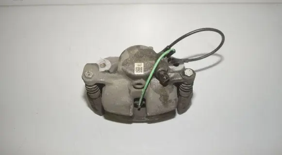 BMW 1 F40 Front brake caliper 6860265 34116860265