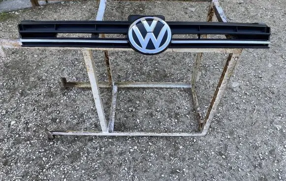 Volkswagen Golf VII Front grill 5G0853653CD