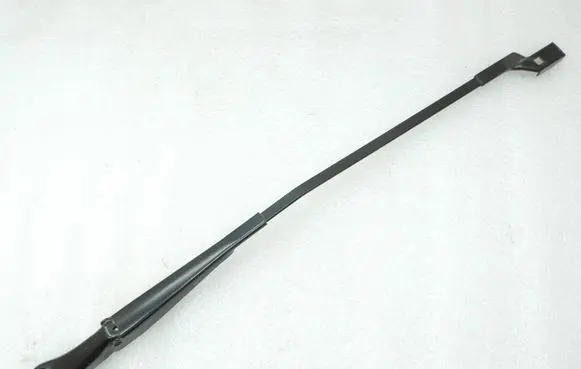Front wiper blade arm