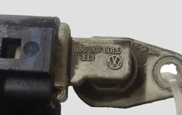Skoda Octavia Mk2 (1Z) Camshaft position sensor 030907601D