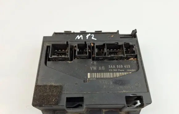 Audi A4 S4 B8 8K Comfort/convenience module 3AA959433