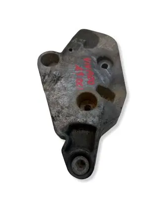 Opel Vivaro Engine mounting bracket 8200003828