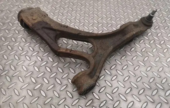 Front lower control arm/wishbone