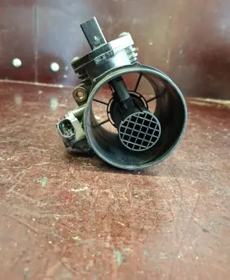 Mercedes-Benz E W211 Mass air flow meter 0281002535 A6460940048