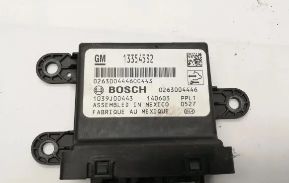 Opel Mokka Parking PDC control unit/module 13354532