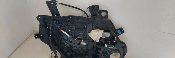 Tesla Model Y Front door window regulator with motor