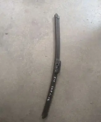 BMW 5 F10 F11 Windshield/front glass wiper blade 7202600