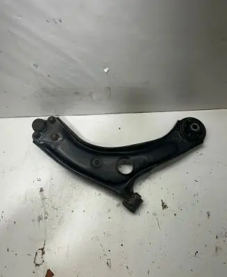 KIA Sportage Front lower control arm/wishbone 54500F1000 LK300116A106