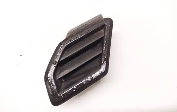 Volvo S60 Dash center air vent grill 9165755