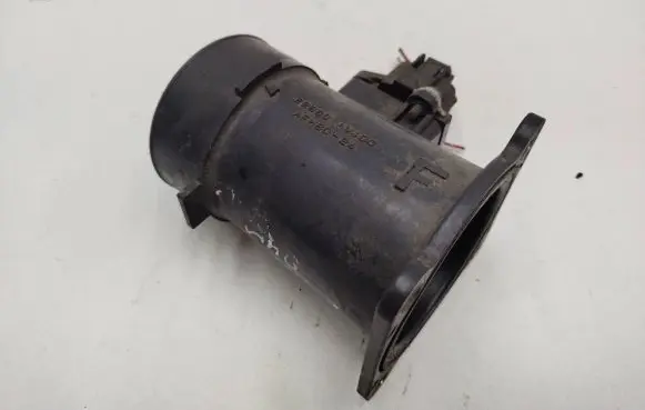 Nissan X-Trail T30 Mass air flow meter 226807S000