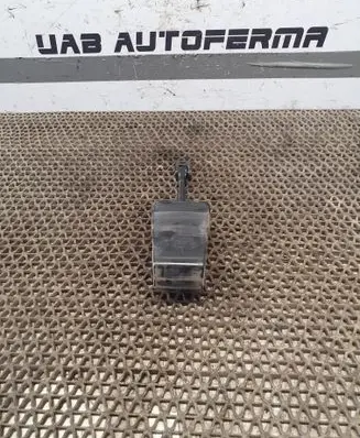 Skoda Superb B6 (3T) Rear door check strap stopper 3T0839249
