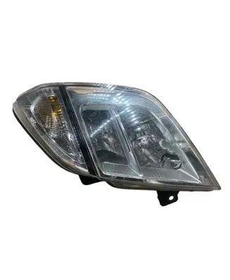 Nissan NV400 Headlight/headlamp 26010