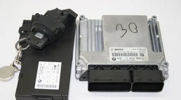 BMW 3 E90 E91 Engine ECU kit and lock set 7812500