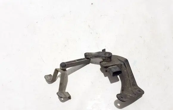 Skoda Octavia Mk4 Rear air suspension level height sensor 5WA512521A