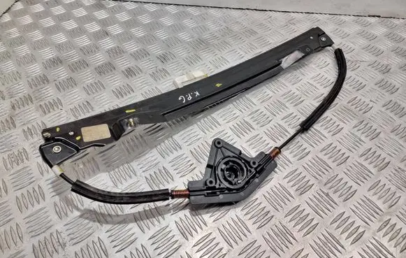 Ford Explorer Rear window lifting mechanism without motor 883024