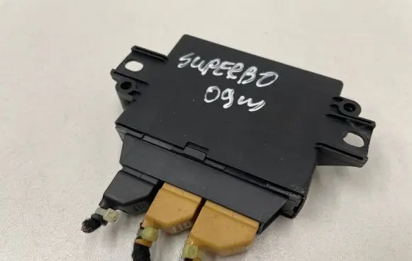 Skoda Superb B6 (3T) Parking PDC control unit/module 3T0919475B 604054