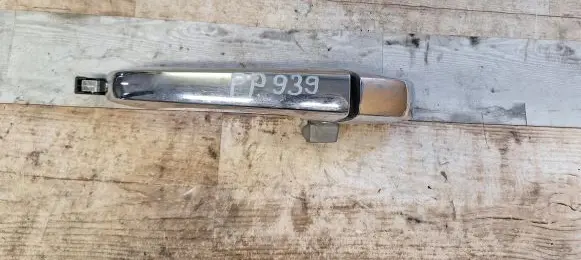 Chrysler Sebring (JS) Front door exterior handle