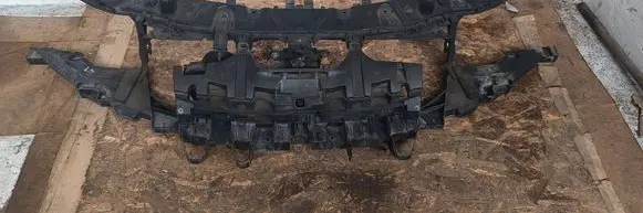 Renault Laguna III Radiator support slam panel 625100001r