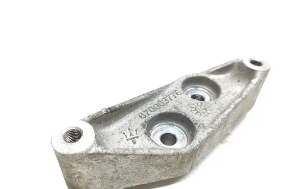 Maserati Ghibli Front differential bracket 670003776
