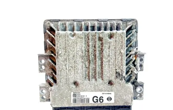 Nissan Juke I F15 Engine control unit/module 237101KB4A
