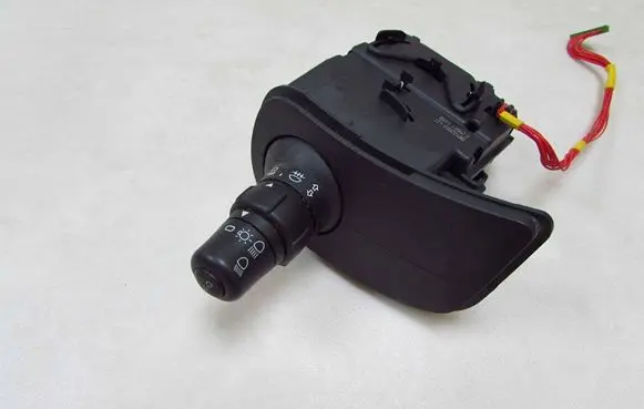 Renault Clio III Indicator stalk 88102003 53261